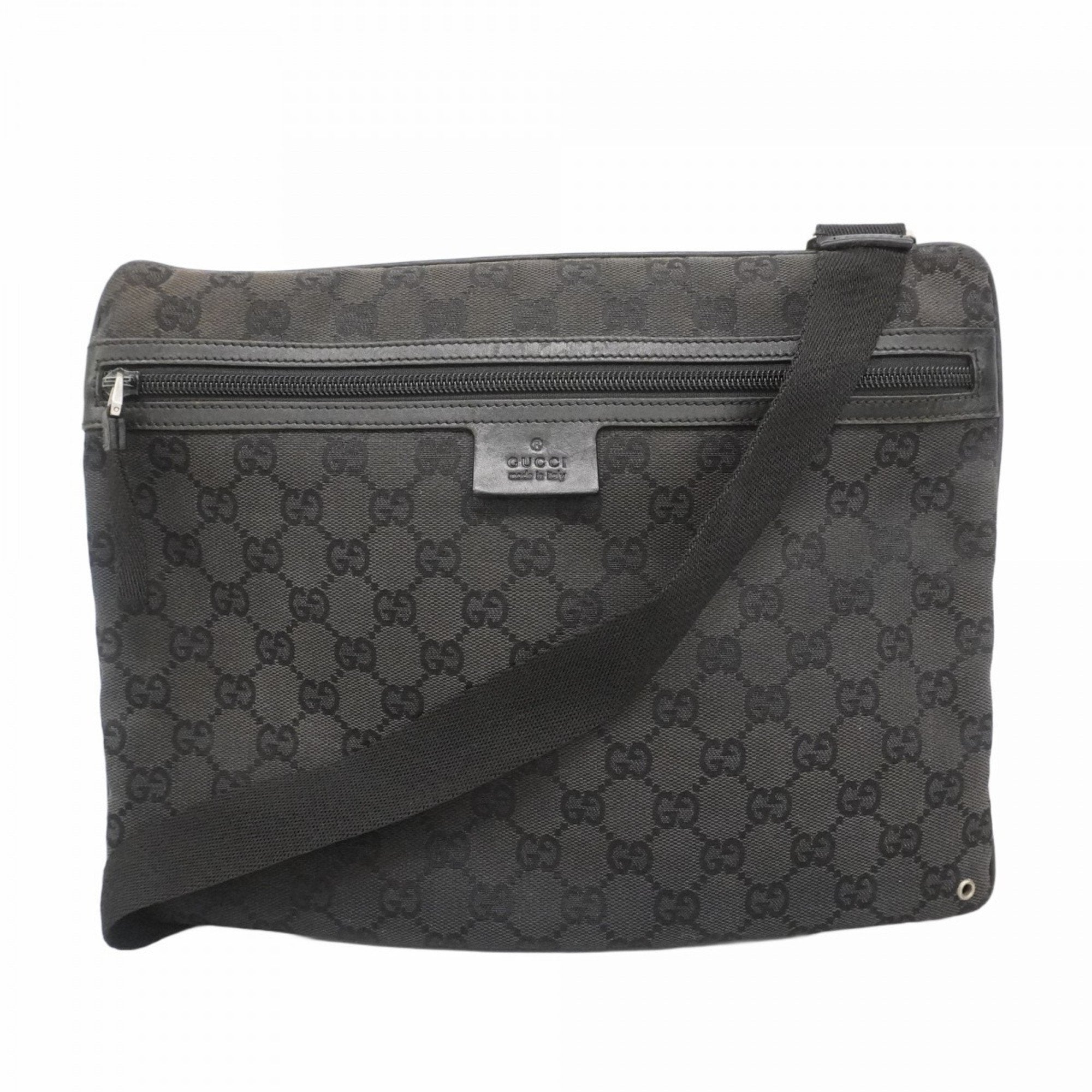 Flat Messenger Bag GG Canvas Medium