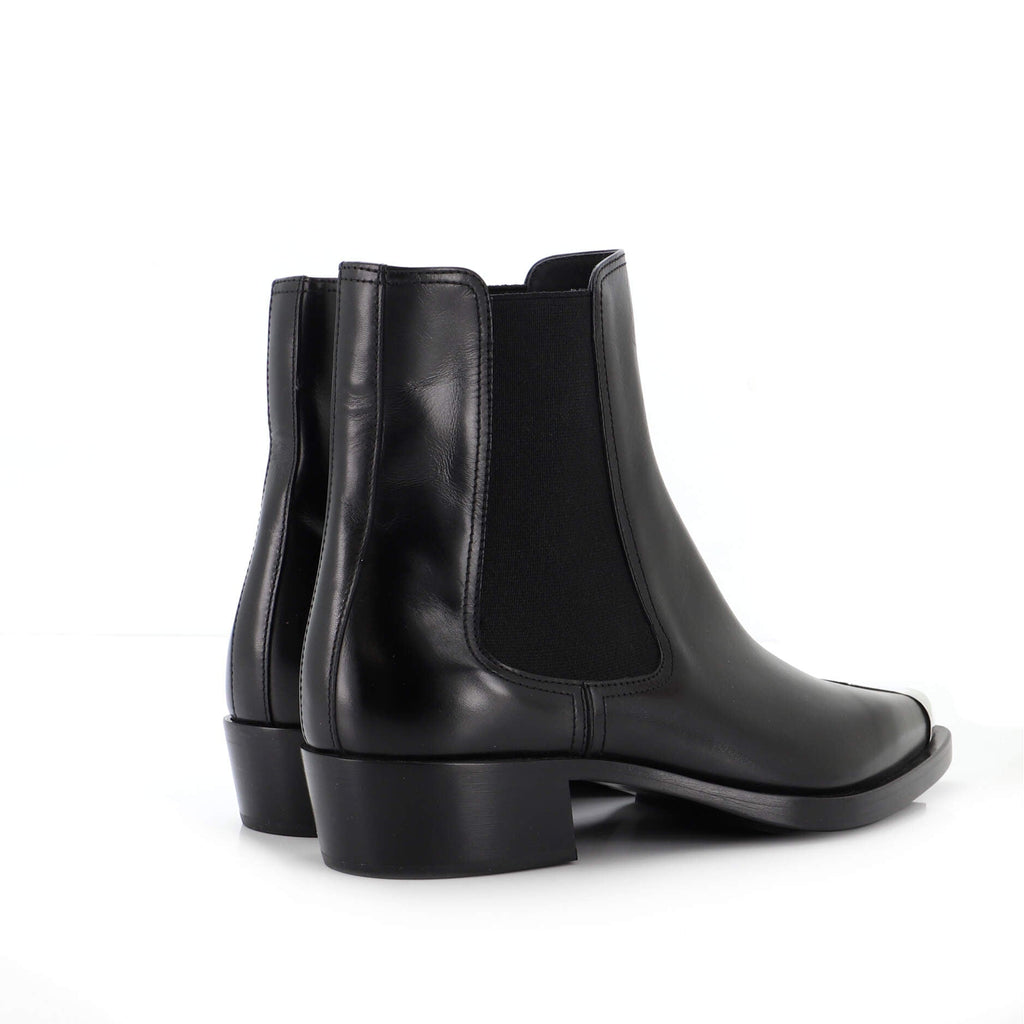 Women's Pointed Punk Toe Cap Chelsea Boots Leather with Metal Detail