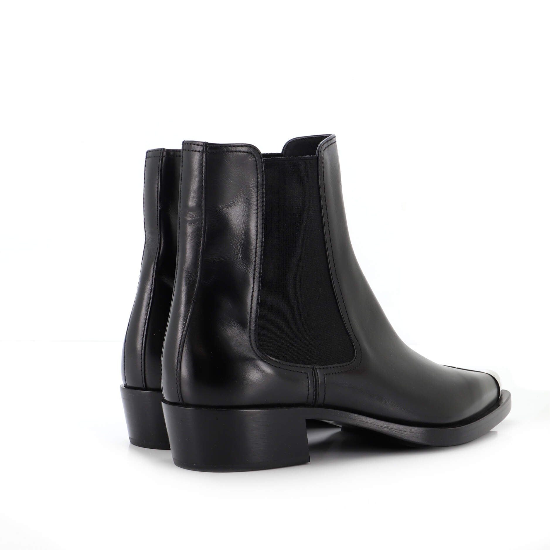Women's Pointed Punk Toe Cap Chelsea Boots Leather with Metal Detail