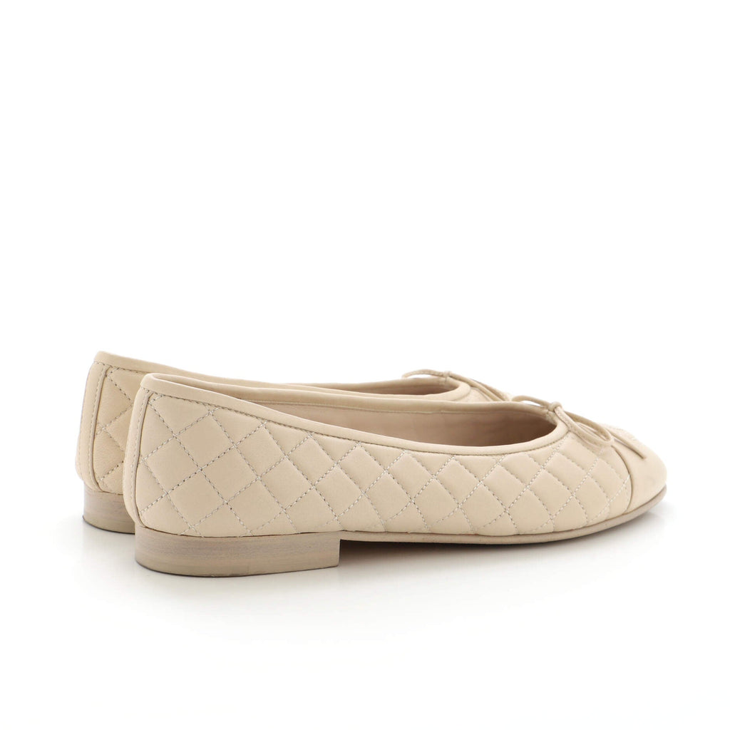 Women's CC Cap Toe Bow Ballerina Flats Quilted Leather