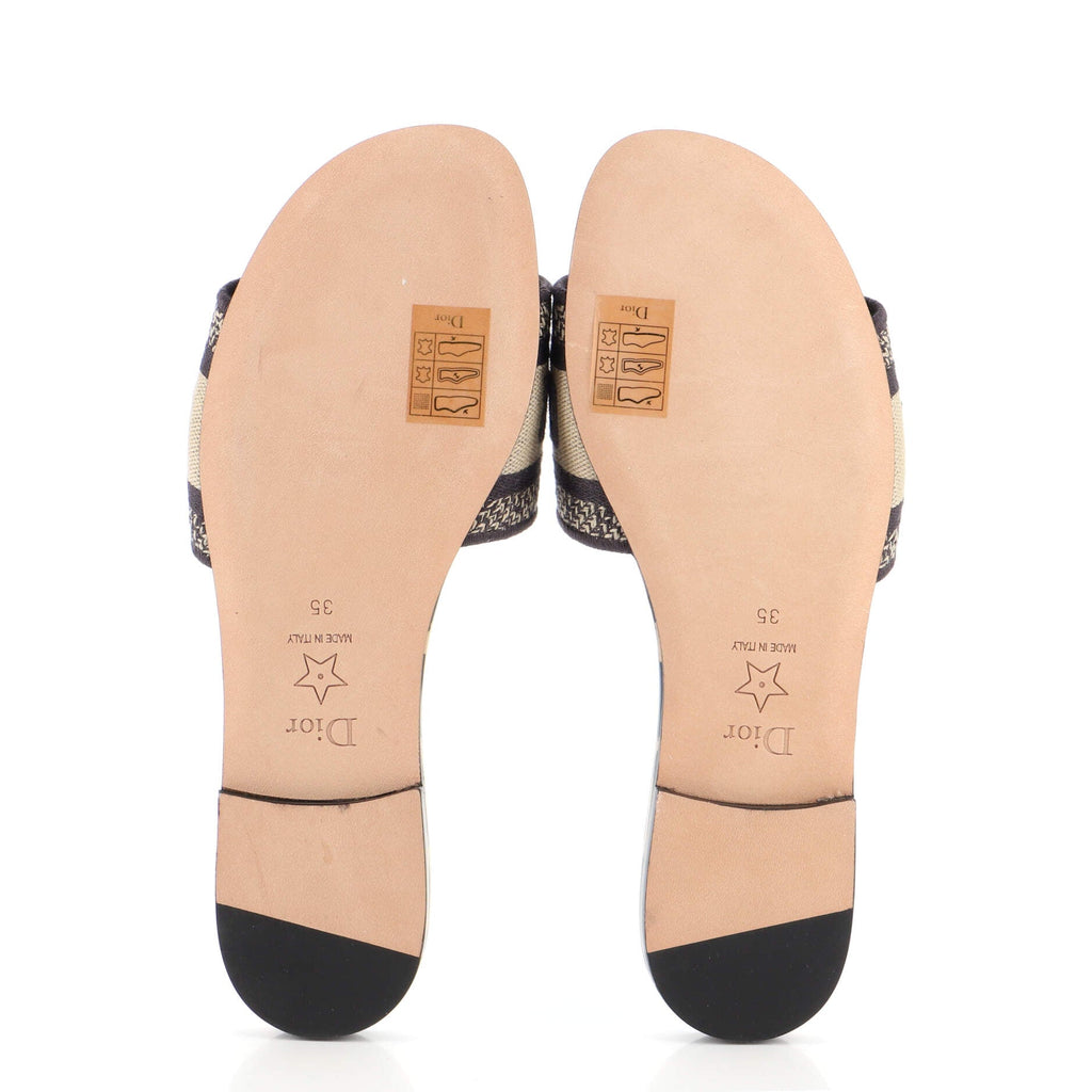 Women's Dway Flat Sandals Embroidered Canvas