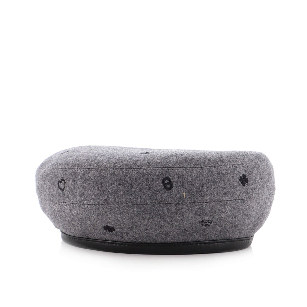 Saint-Honore Charms Beret Embroidered Cashmere with Leather