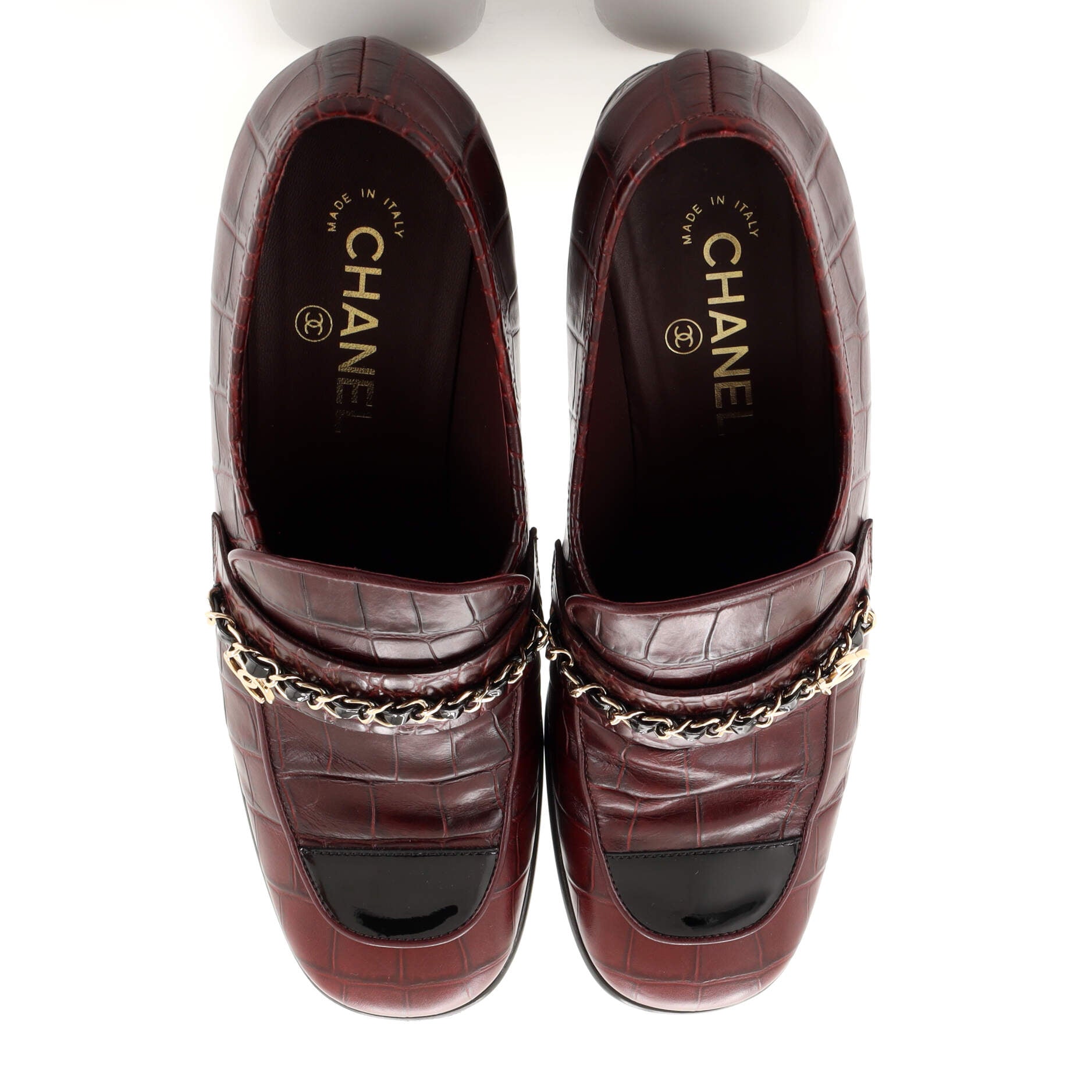 Women's CC Chain Loafers Crocodile Embossed Leather with Patent