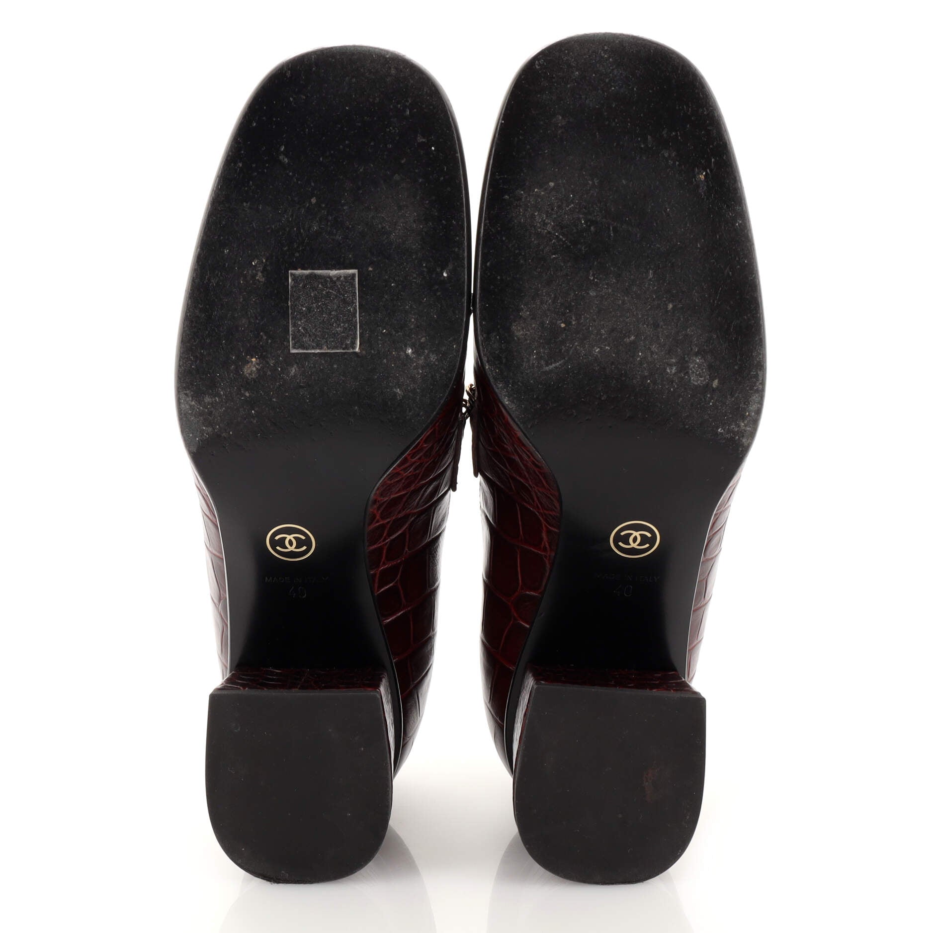 Women's CC Chain Loafers Crocodile Embossed Leather with Patent