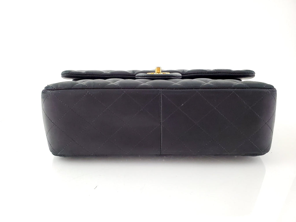CHANEL Lambskin Quilted Gold Hardware Jumbo Classic Double Flap Bag