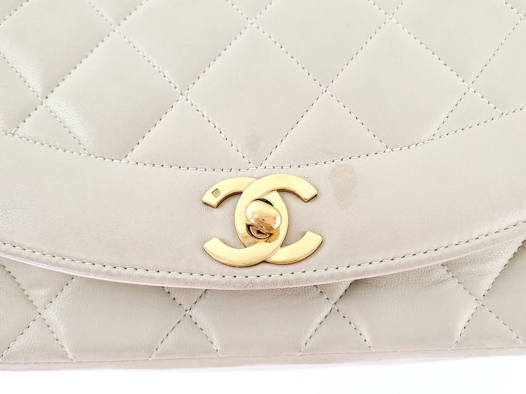 CHANEL Vintage 1994 Diana Flap Bag