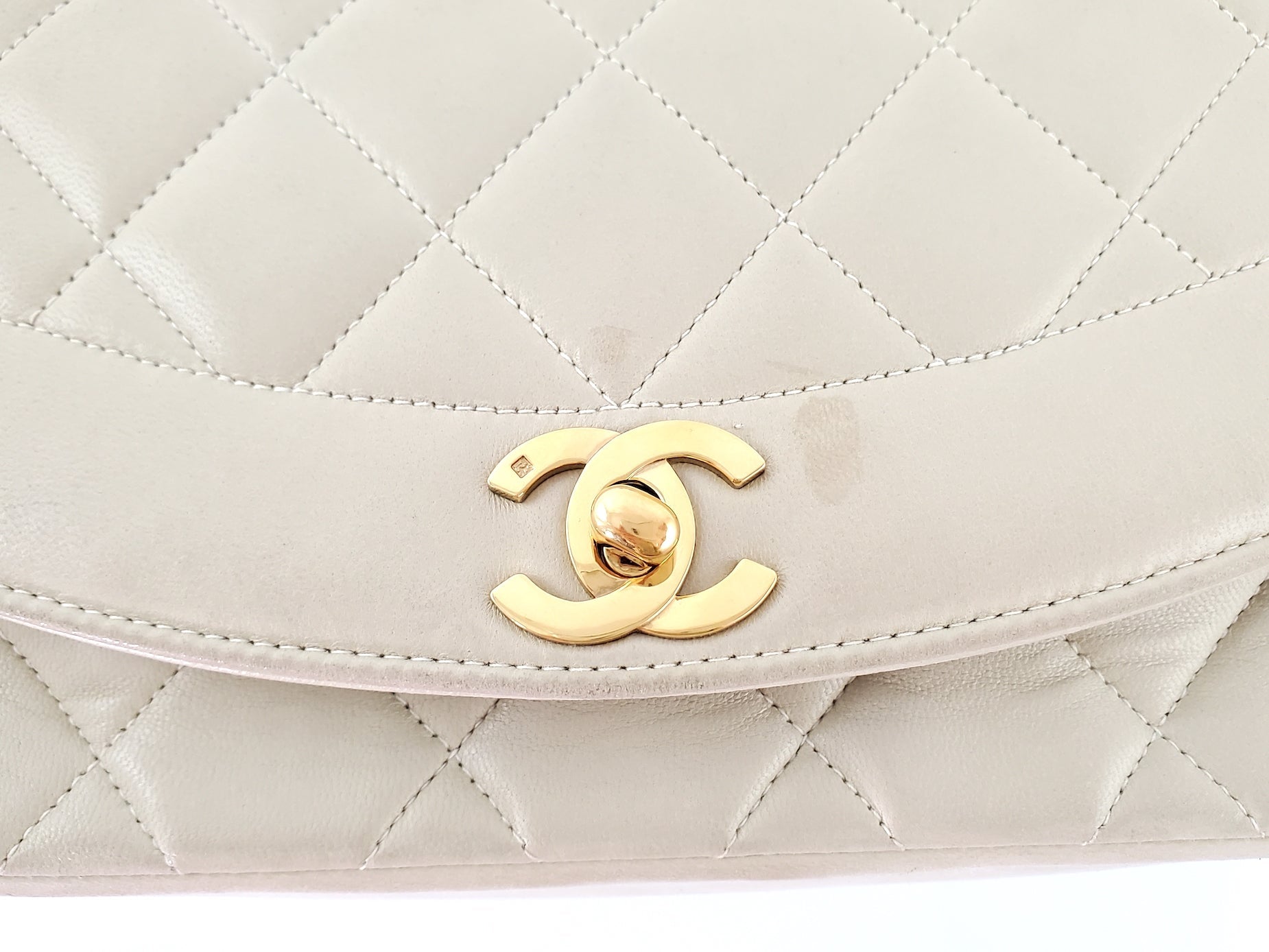 CHANEL Vintage 1994 Diana Flap Bag