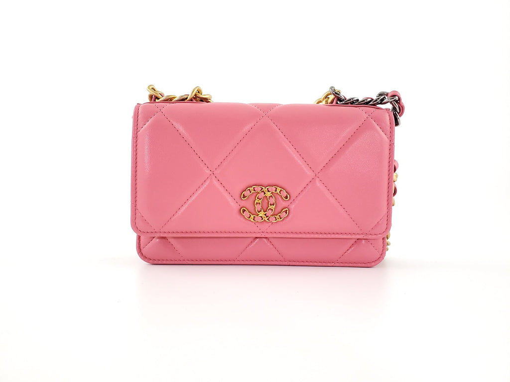 New CHANEL 19 21A Pink Wallet on the Chain WOC Bag