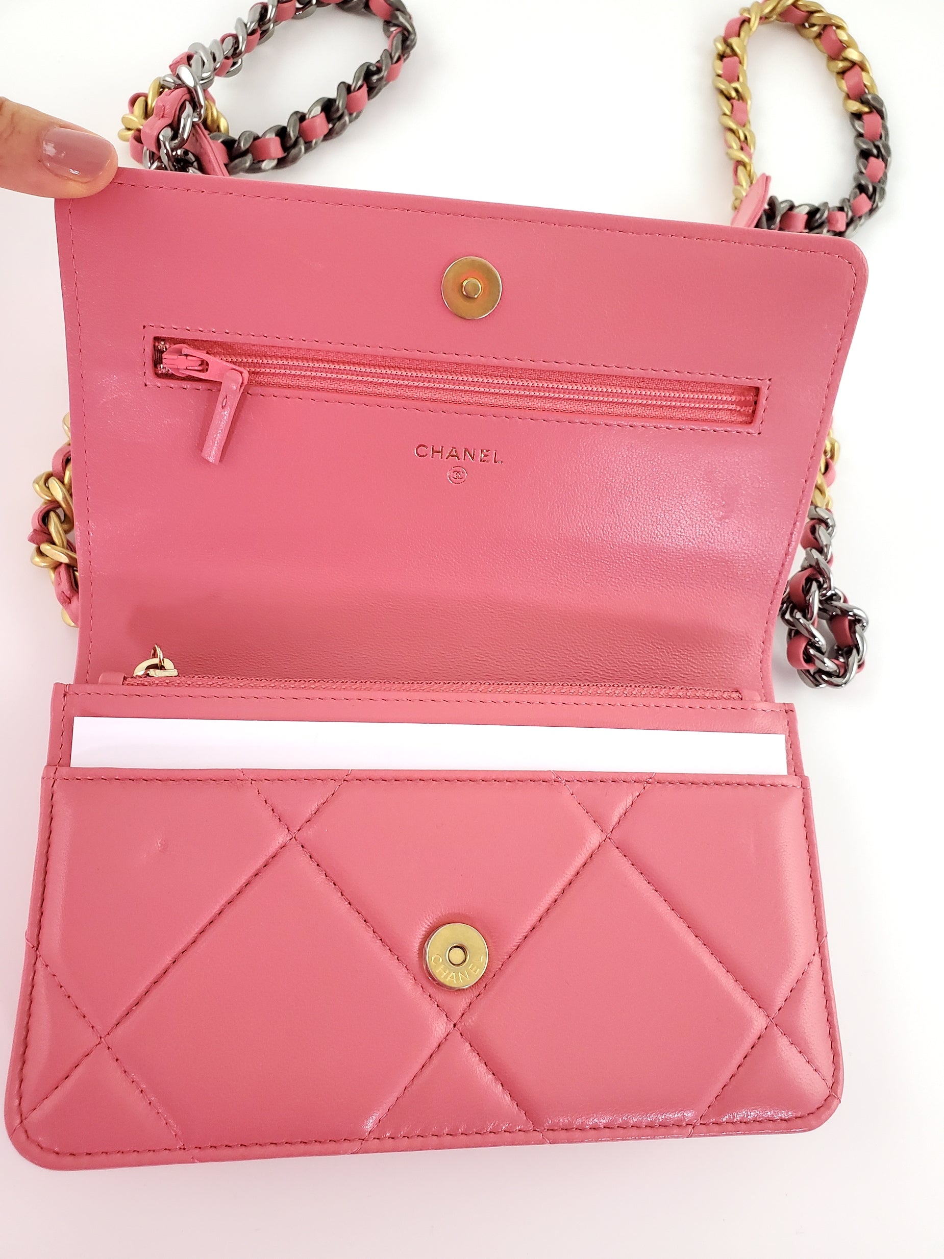 New CHANEL 19 21A Pink Wallet on the Chain WOC Bag
