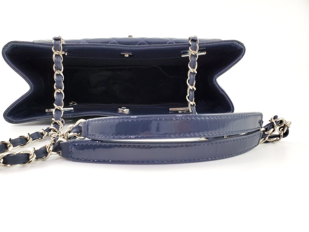 CHANEL Coco Shine Small Navy Quilted Patent Pocket Shopping Tote