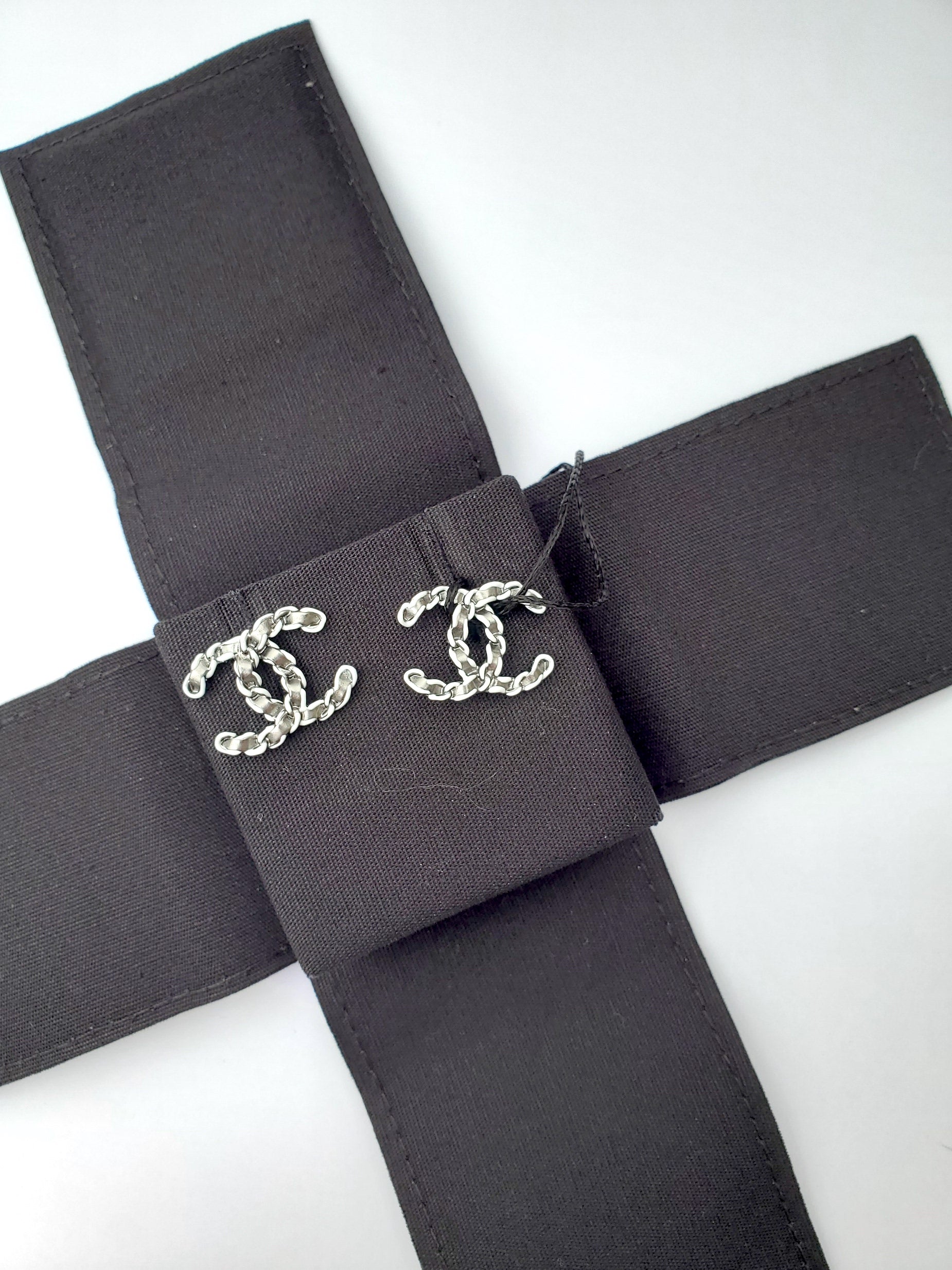 New CHANEL 22P CC Logo Ruthenium White Stud Earrings