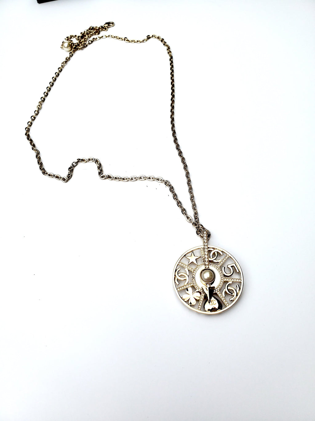 New CHANEL 22S Pendant Long Necklace