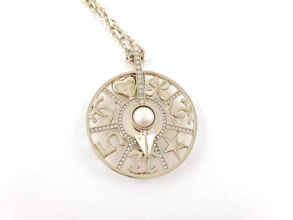 New CHANEL 22S Pendant Long Necklace