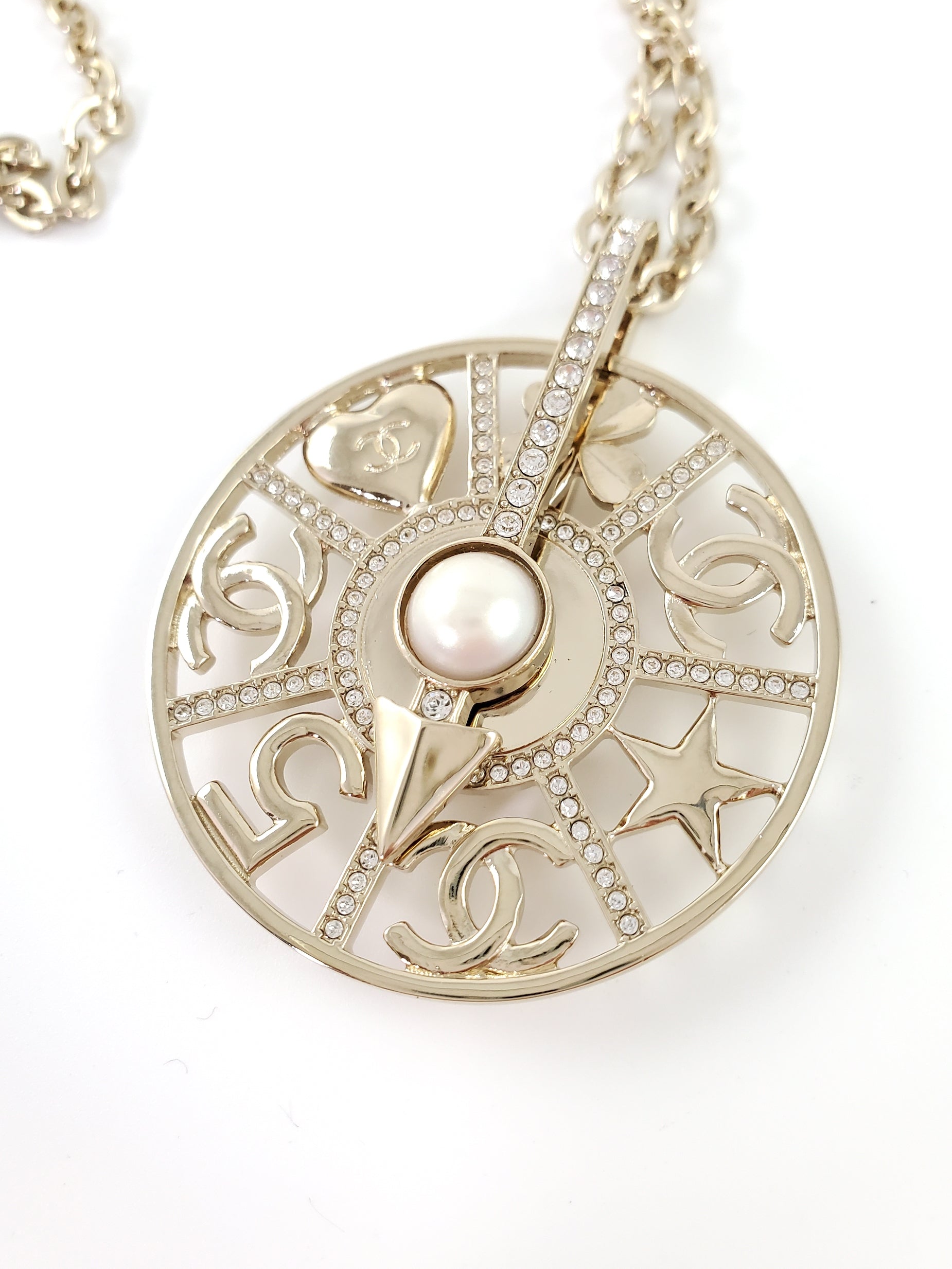 New CHANEL 22S Pendant Long Necklace