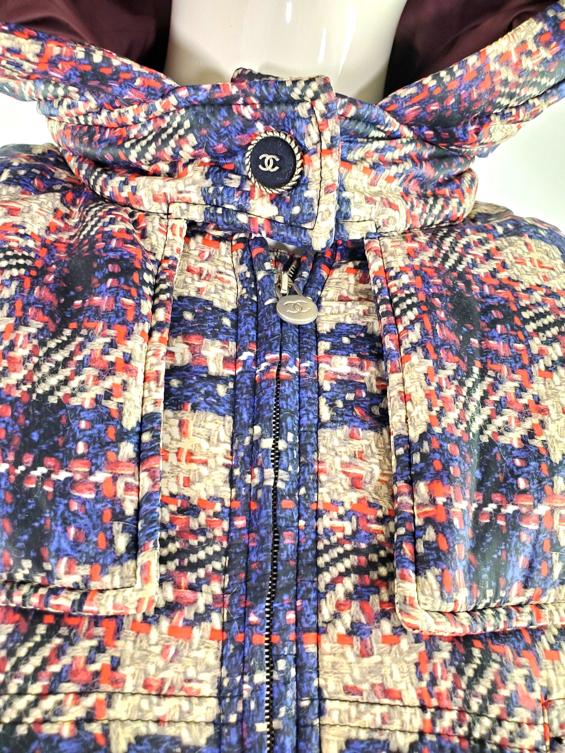 CHANEL 2014 Tweed Print Navy Beige Nylon Hooded Jacket 38
