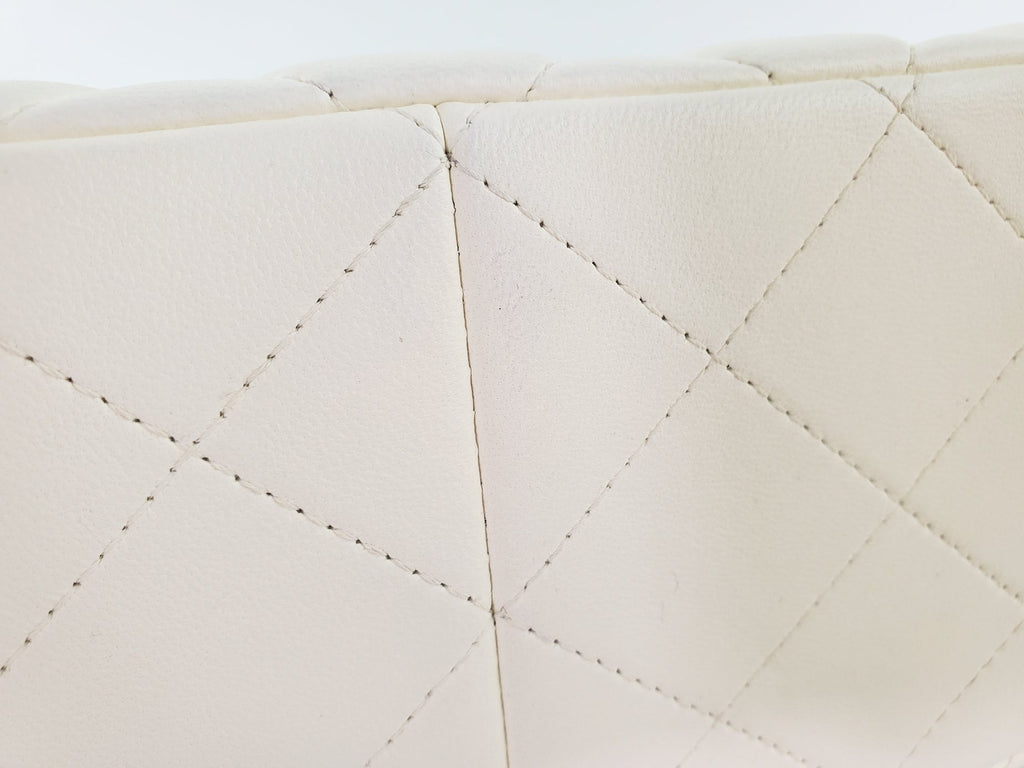 Chanel White Lambskin Leather Quilted Jumbo Classic Flap Bag