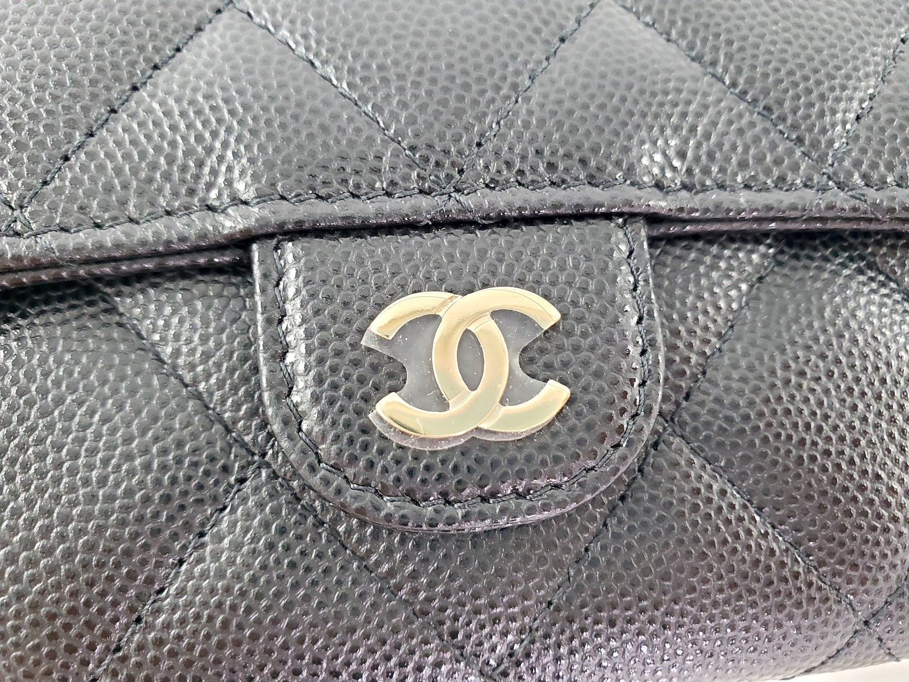 New CHANEL 22S Black Caviar Classic Flap Medium Wallet