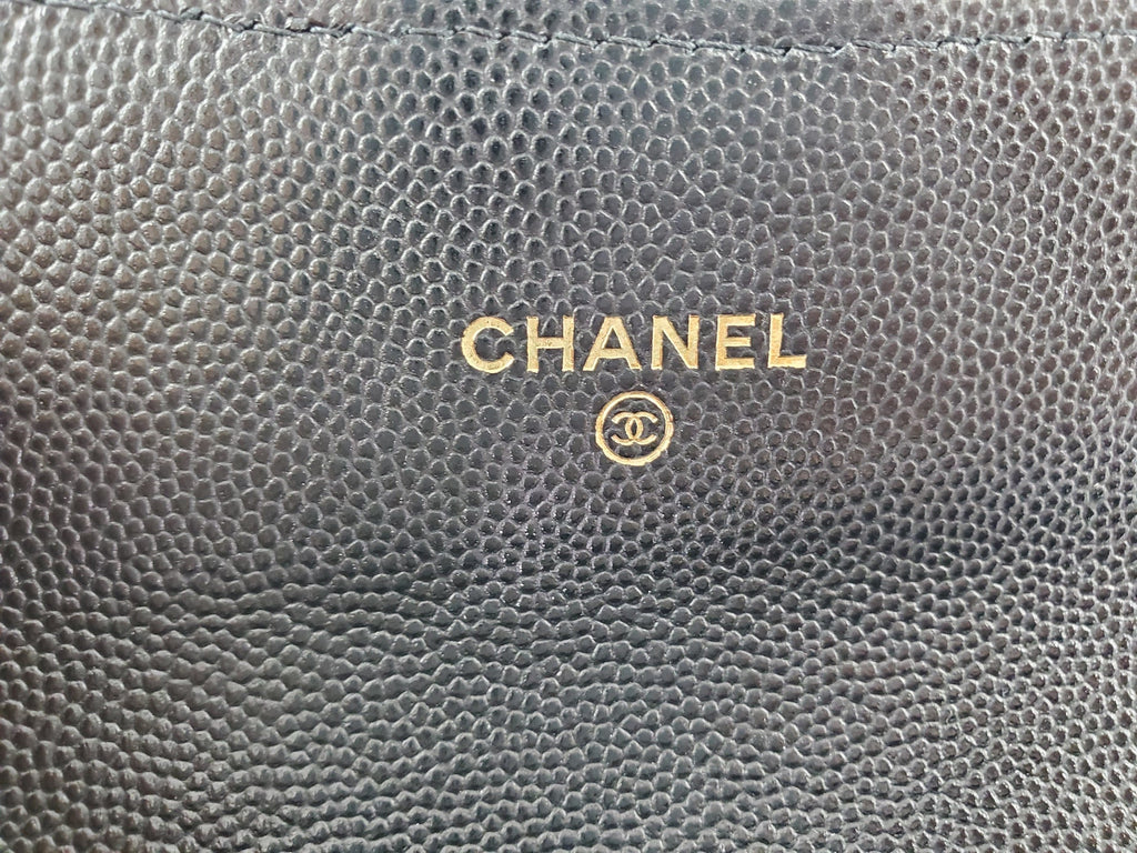 New CHANEL 22S Black Caviar Classic Flap Medium Wallet