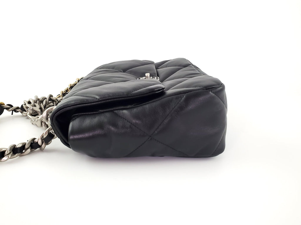 CHANEL 19 22C Black Lambskin Quilted Large Flap Bag