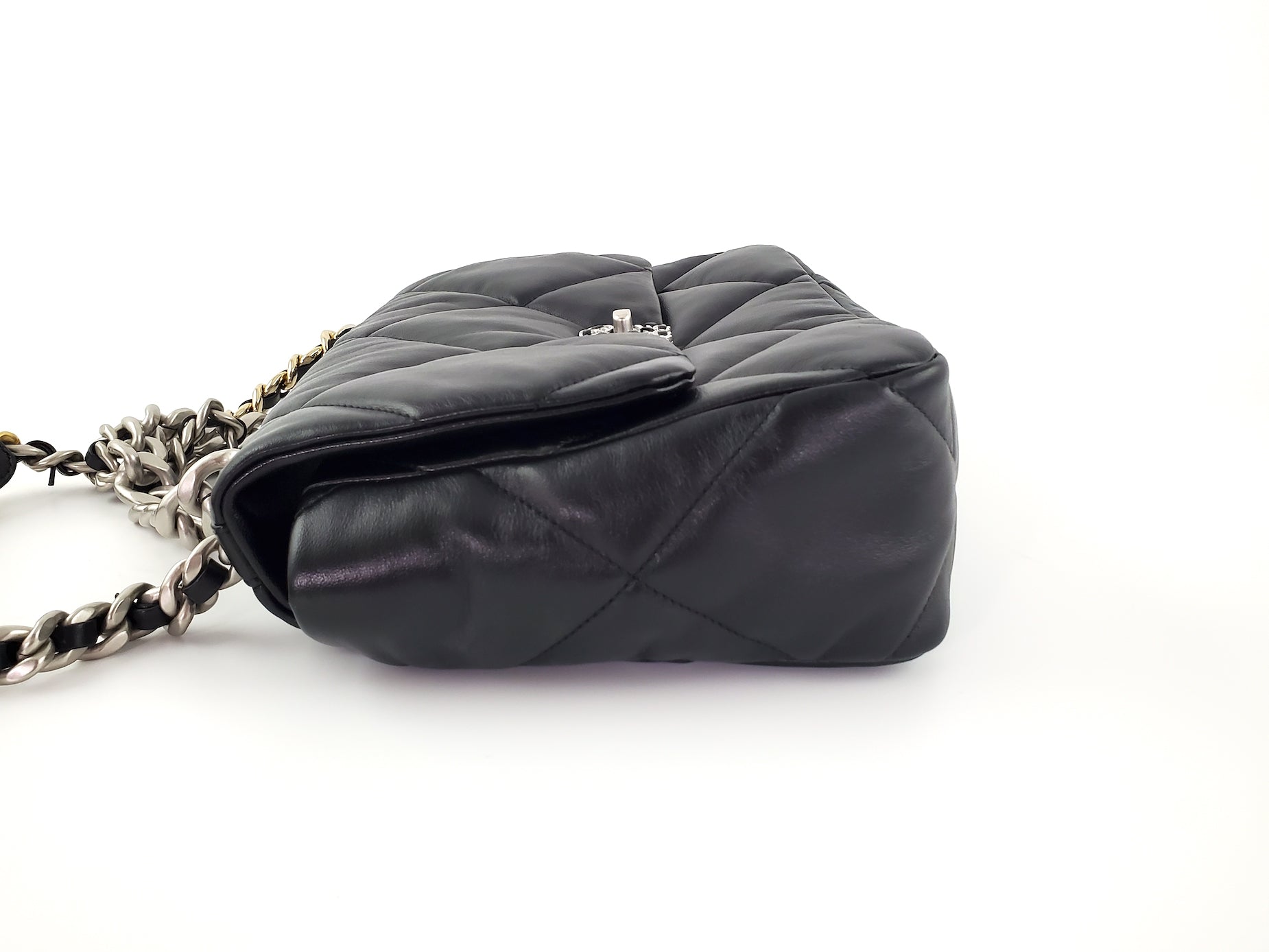 CHANEL 19 22C Black Lambskin Quilted Large Flap Bag