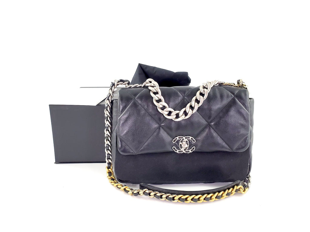 CHANEL 19 22C Black Lambskin Quilted Large Flap Bag