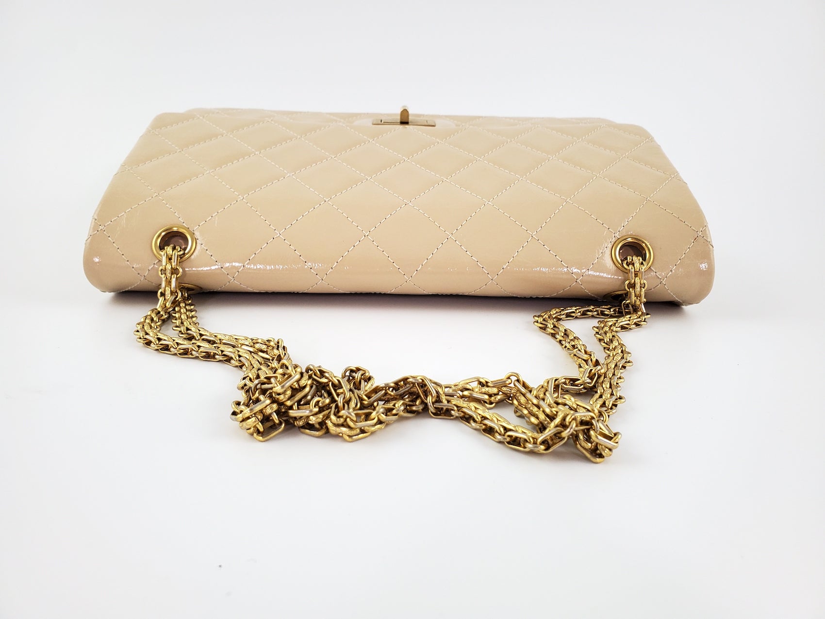CHANEL 2.55 Beige 227 Reissue Classic Shoulder Crossbody Flap Bag
