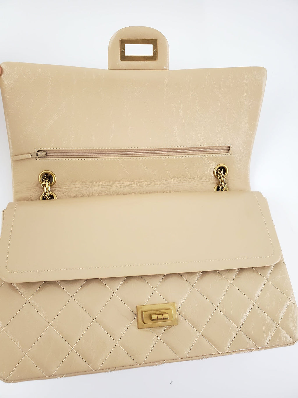 CHANEL 2.55 Beige 227 Reissue Classic Shoulder Crossbody Flap Bag
