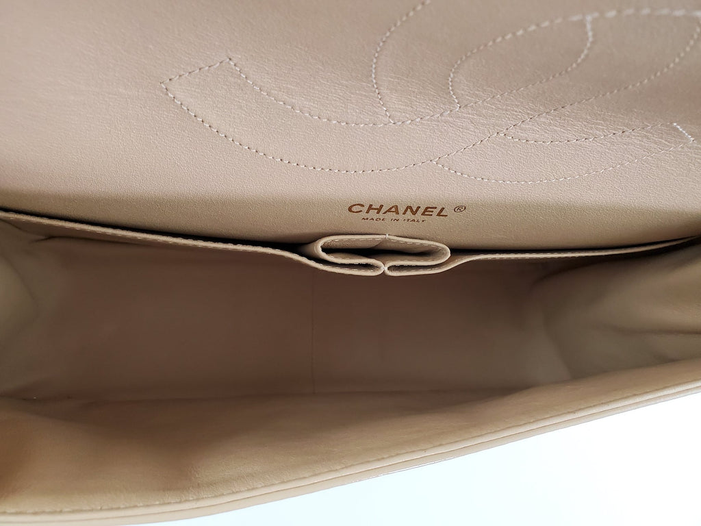 CHANEL 2.55 Beige 227 Reissue Classic Shoulder Crossbody Flap Bag