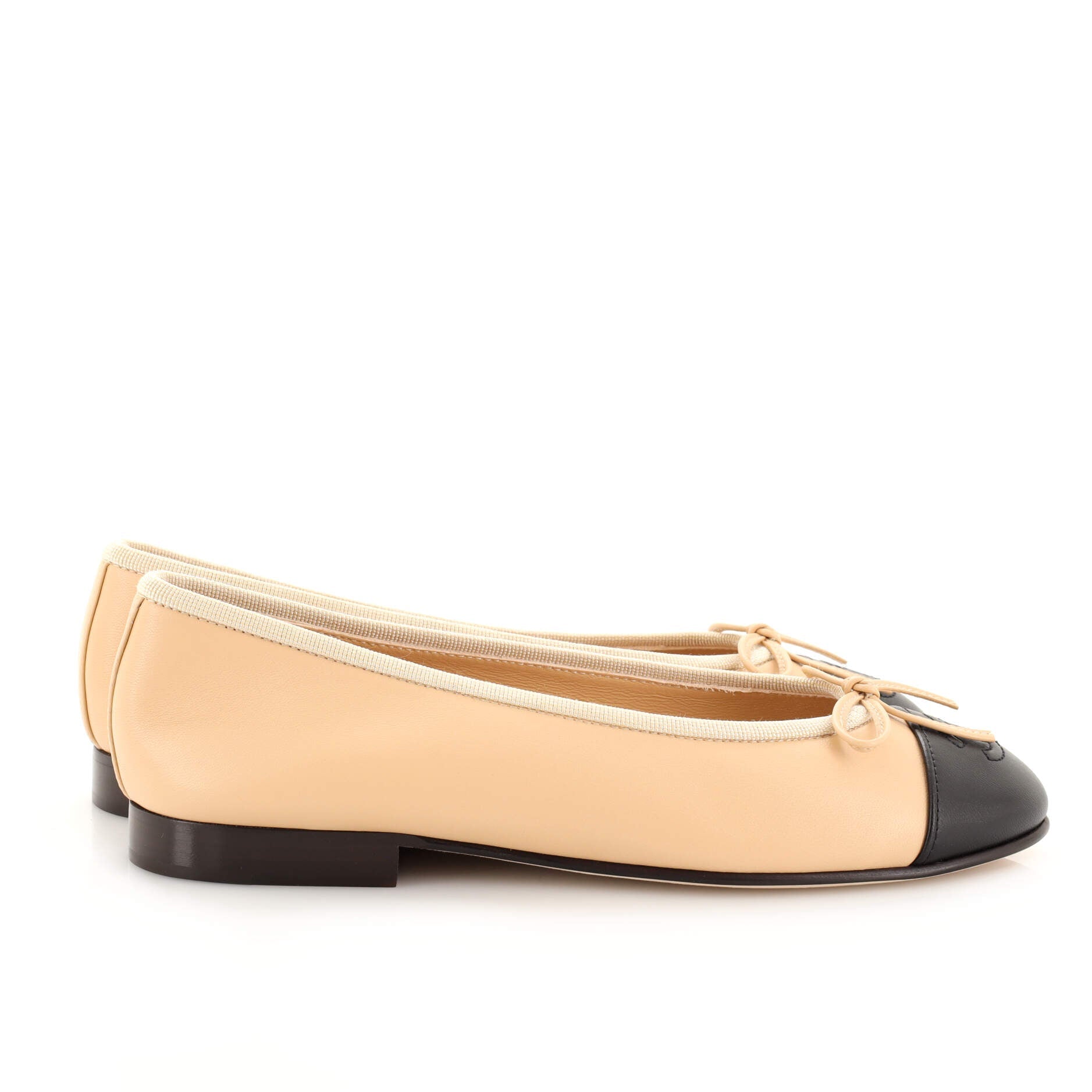 Women's CC Cap Toe Bow Ballerina Flats Leather