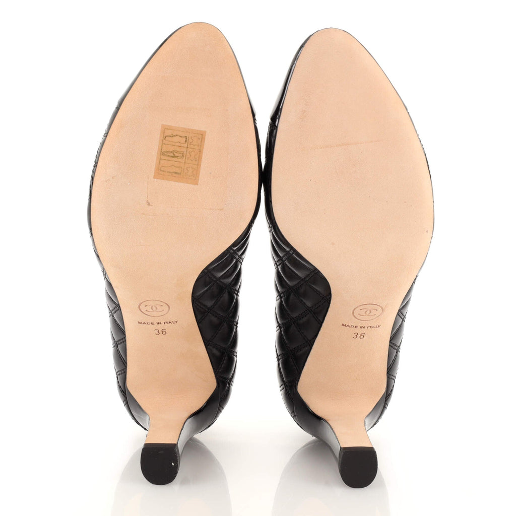 Women's CC Cap Toe Pumps Quilted Leather with Patent
