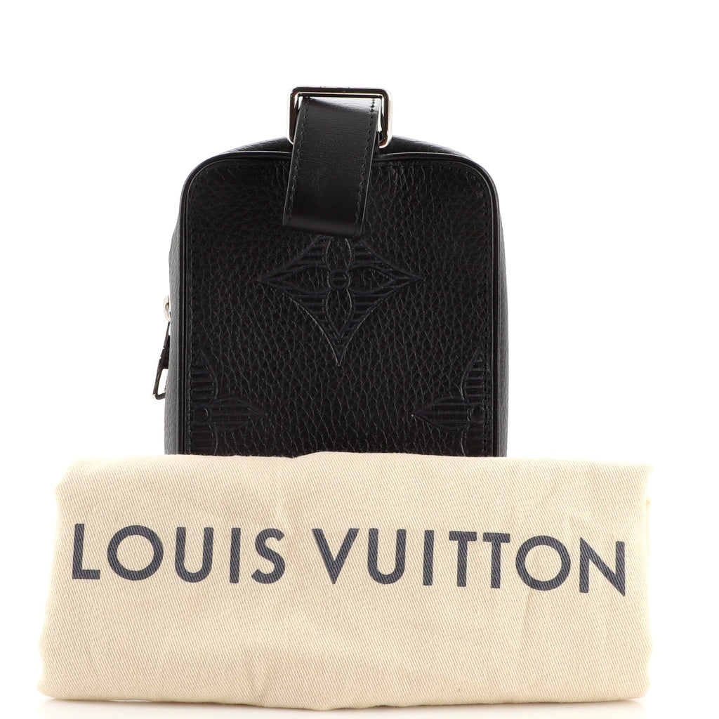 Wash Pouch Taurillon Shadow Leather