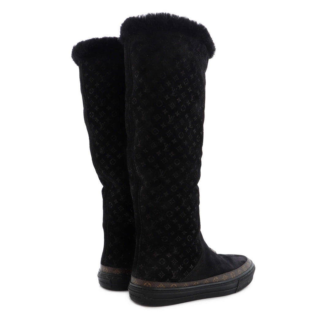 Women's Snowball Flat Half Boots Monogram Embossed Suede