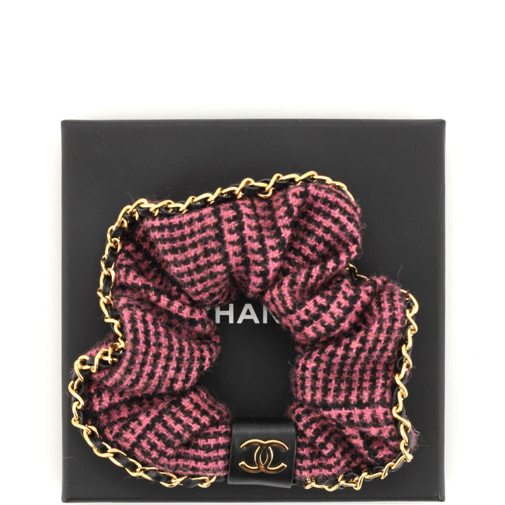CC Chain Around Scrunchie Wool