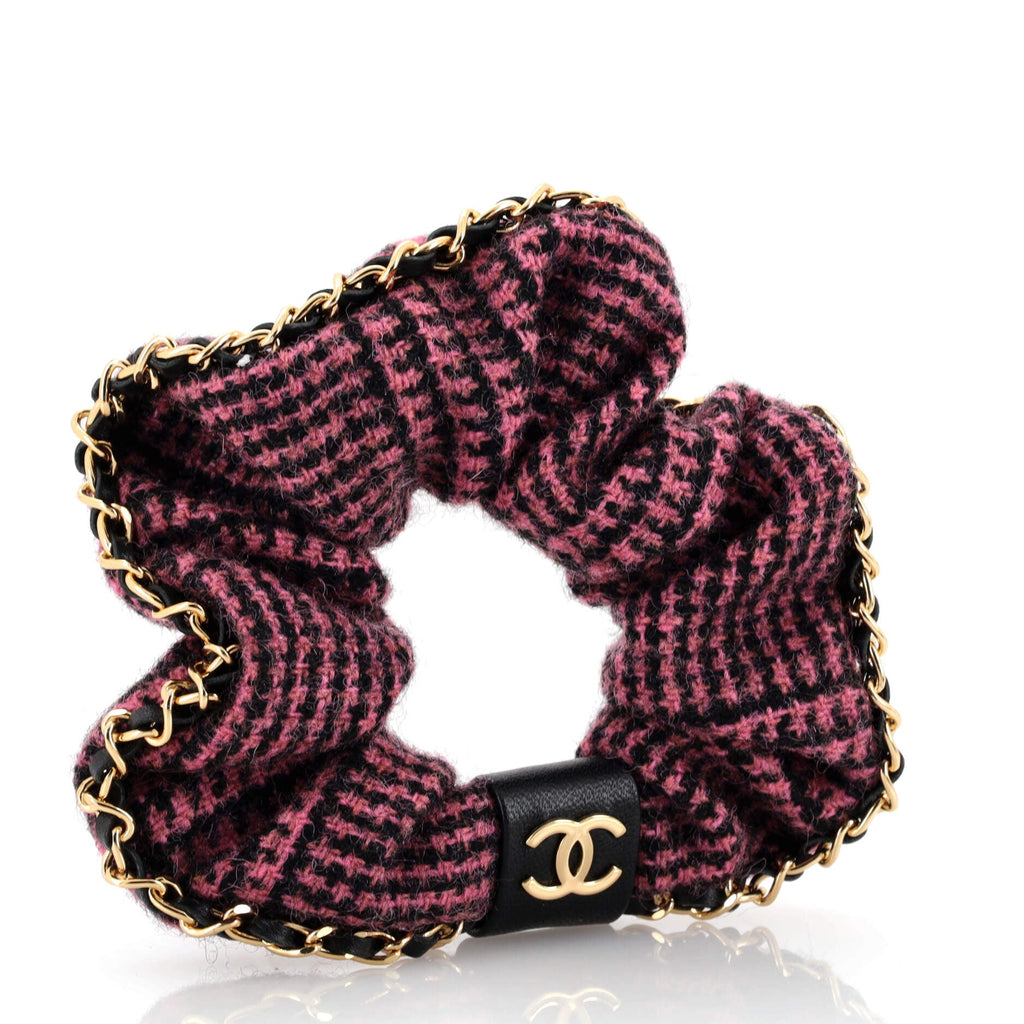 CC Chain Around Scrunchie Wool