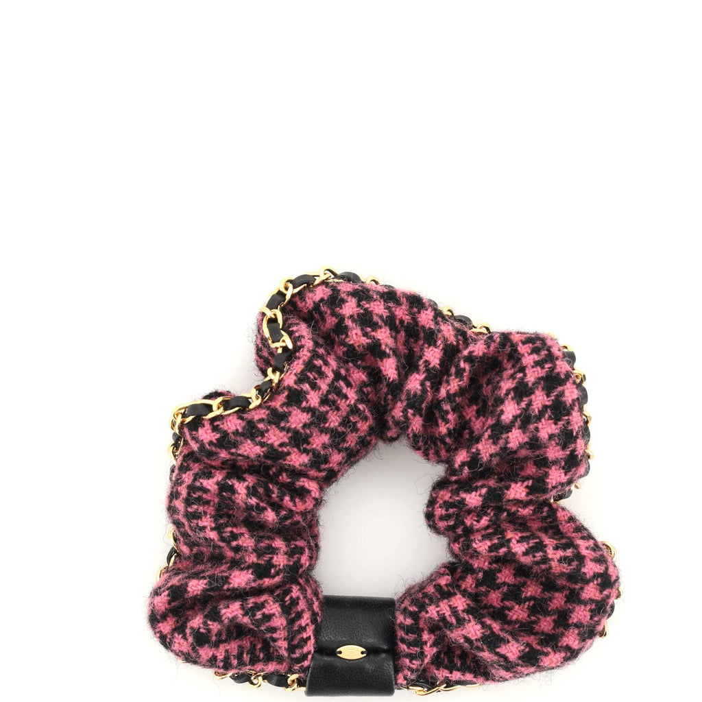 CC Chain Around Scrunchie Wool