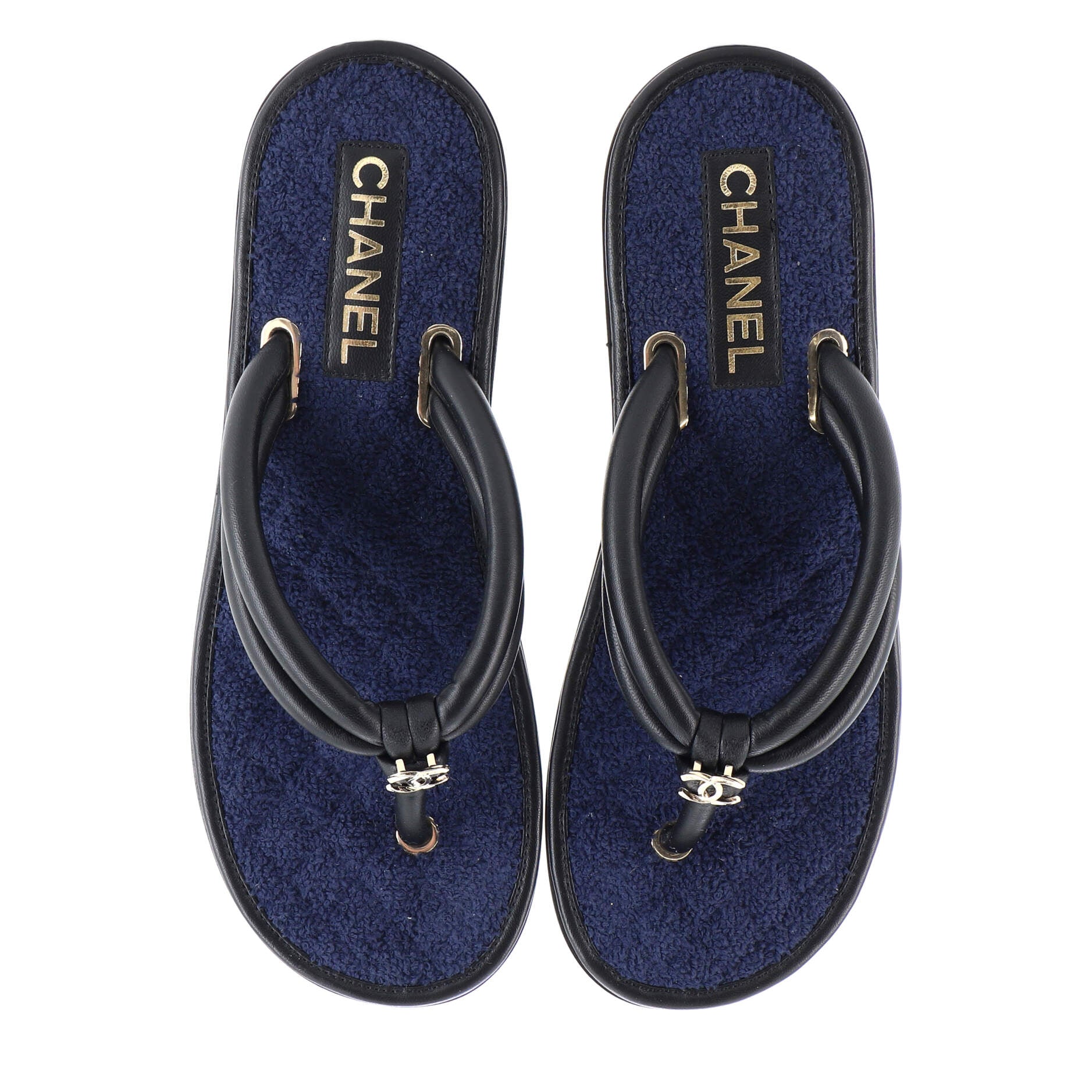 Women's Interlocking CC Thong Sandals Leather