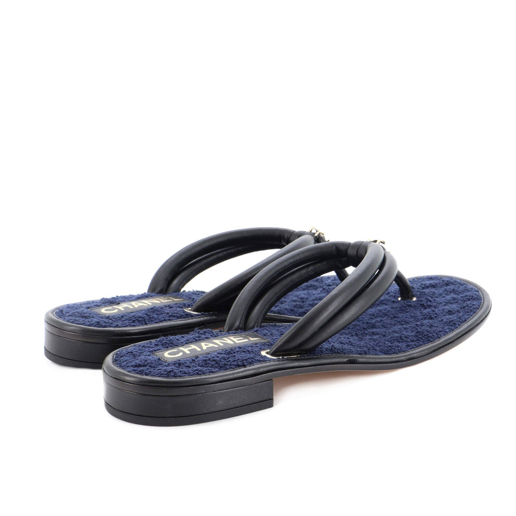 Women's Interlocking CC Thong Sandals Leather