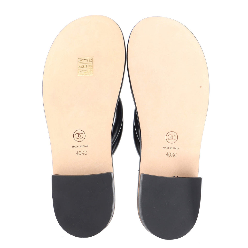 Women's Interlocking CC Thong Sandals Leather
