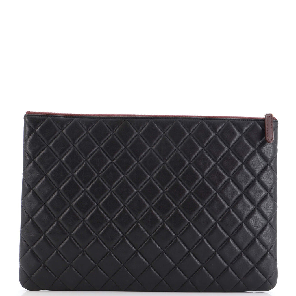 O Case Clutch Quilted Lambskin Large