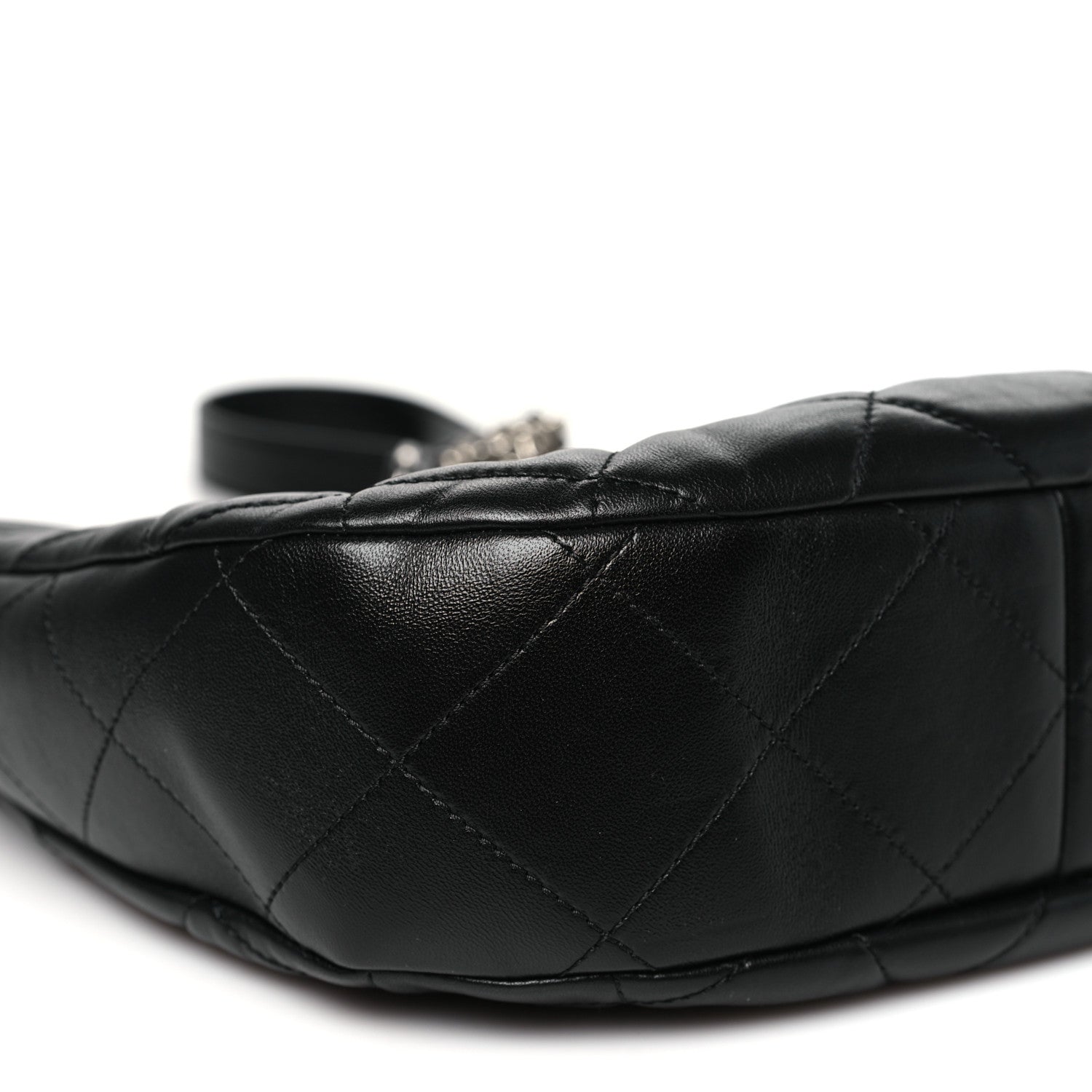 Lambskin Chain Rows Quilted Chain Hobo Black