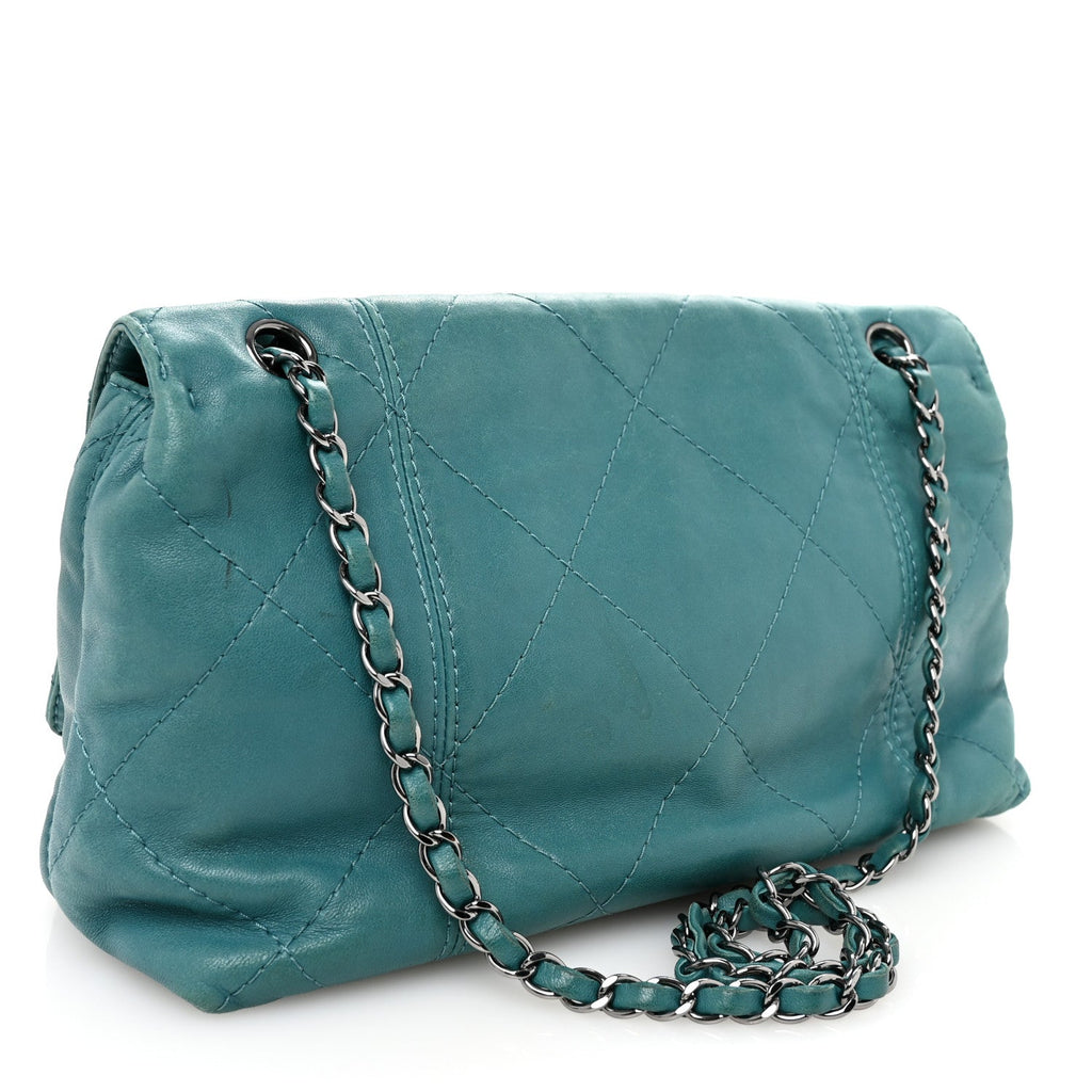 Lambskin Quilted Large Soft Touch Flap Green