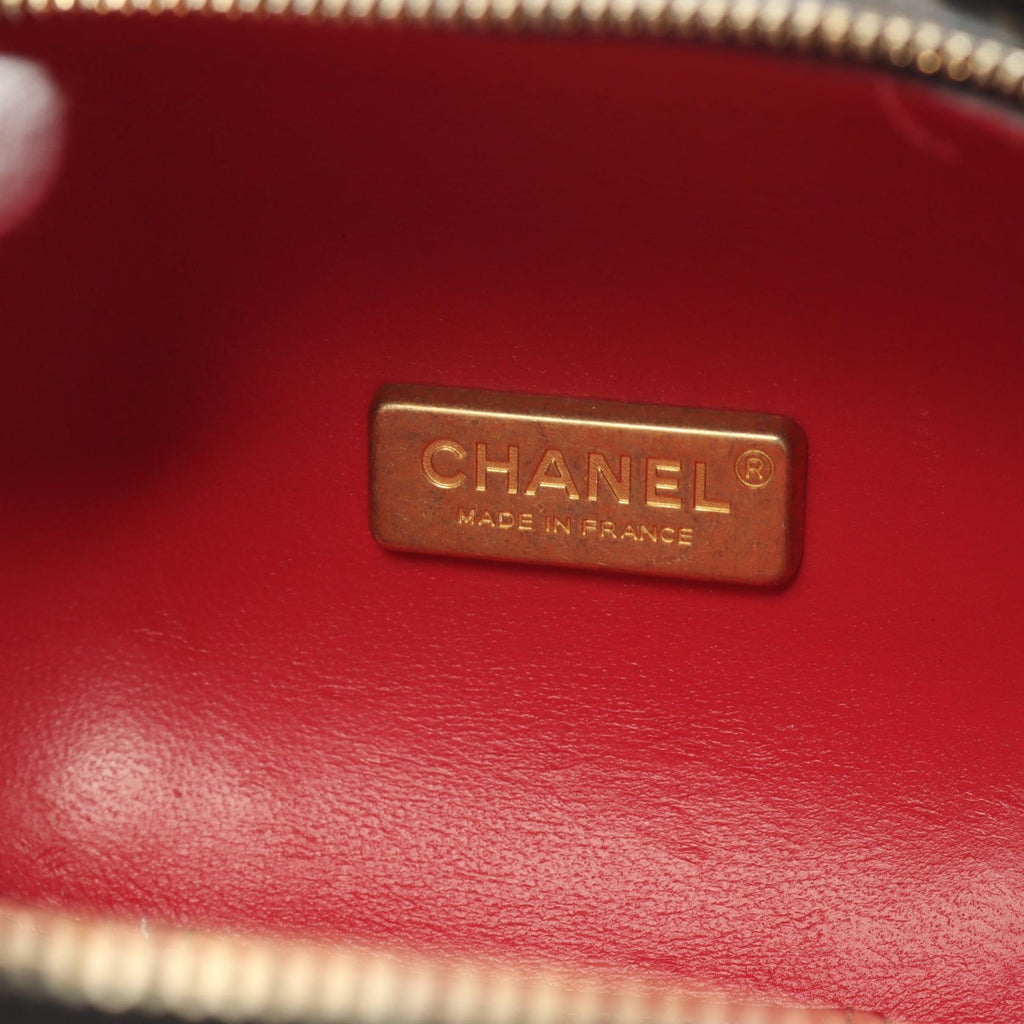 Chanel Matelassé Lambskin 2way Shoulder Bag