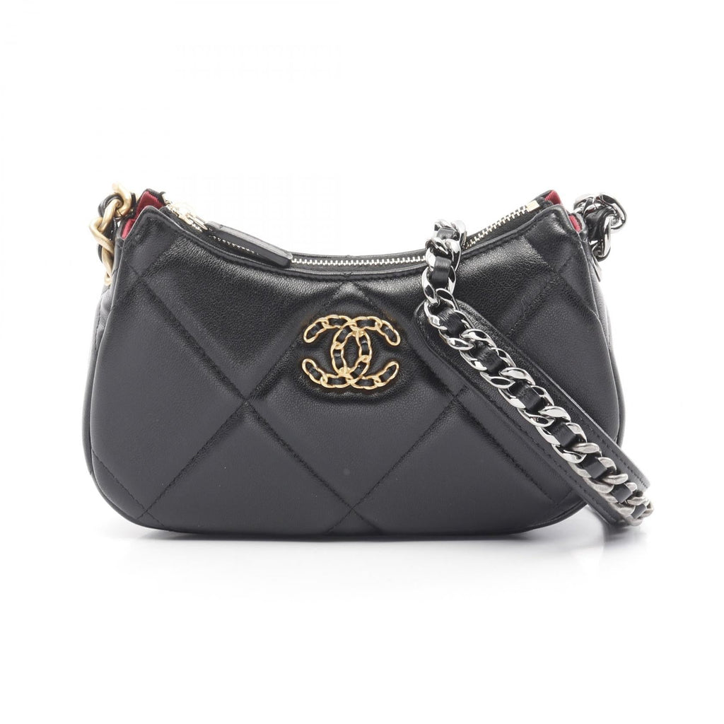 Chanel 19 Matelassé Leather Shoulder Bag