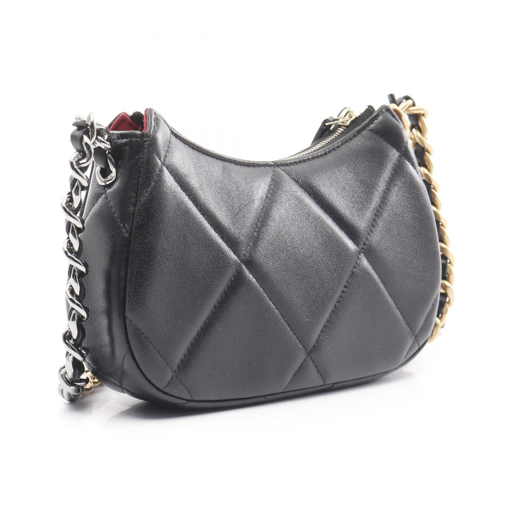 Chanel 19 Matelassé Leather Shoulder Bag