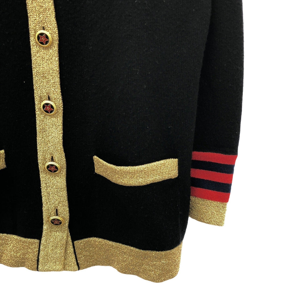 Chanel P36174K02177 Cashmere igan