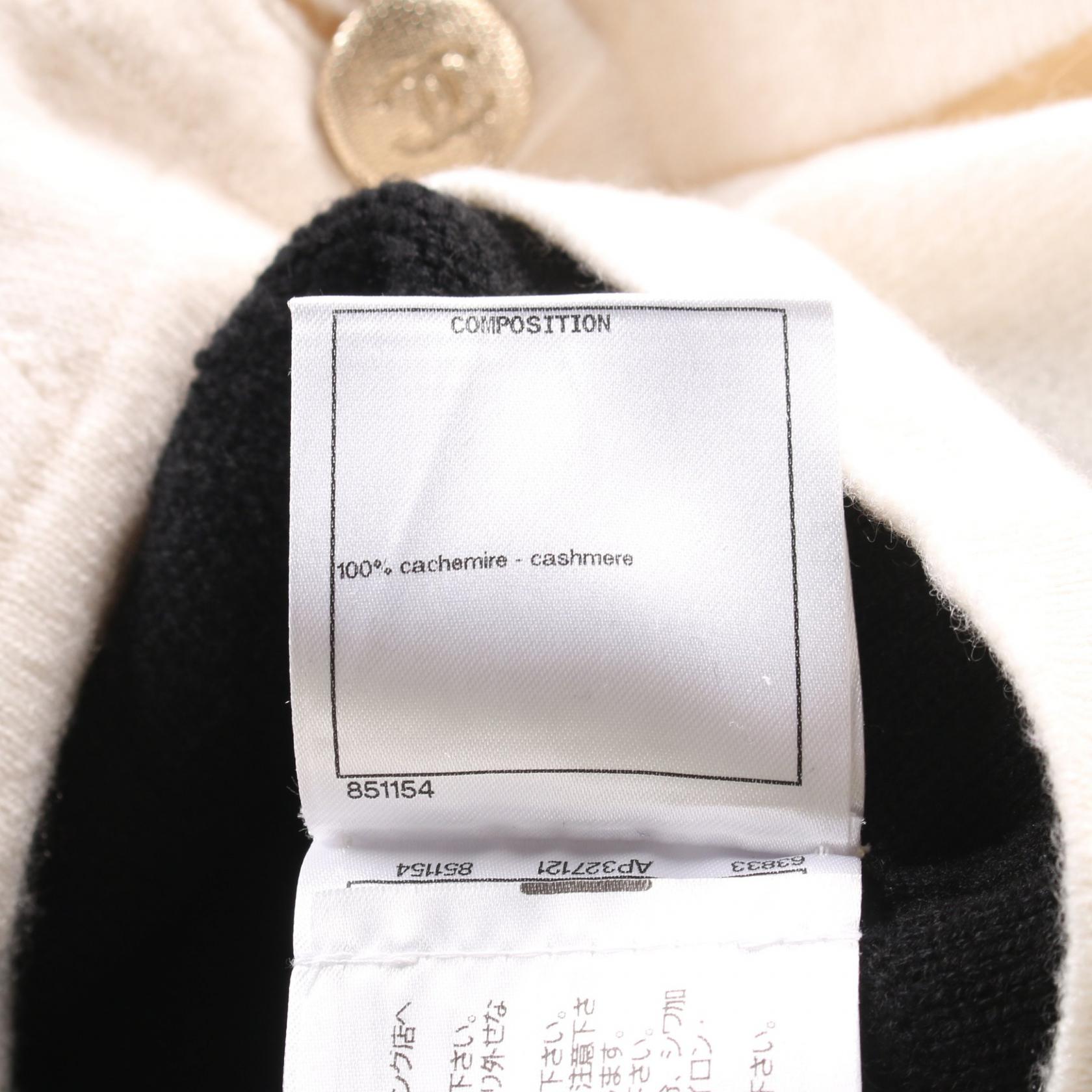 Chanel Coco Mark Button Cashmere igan