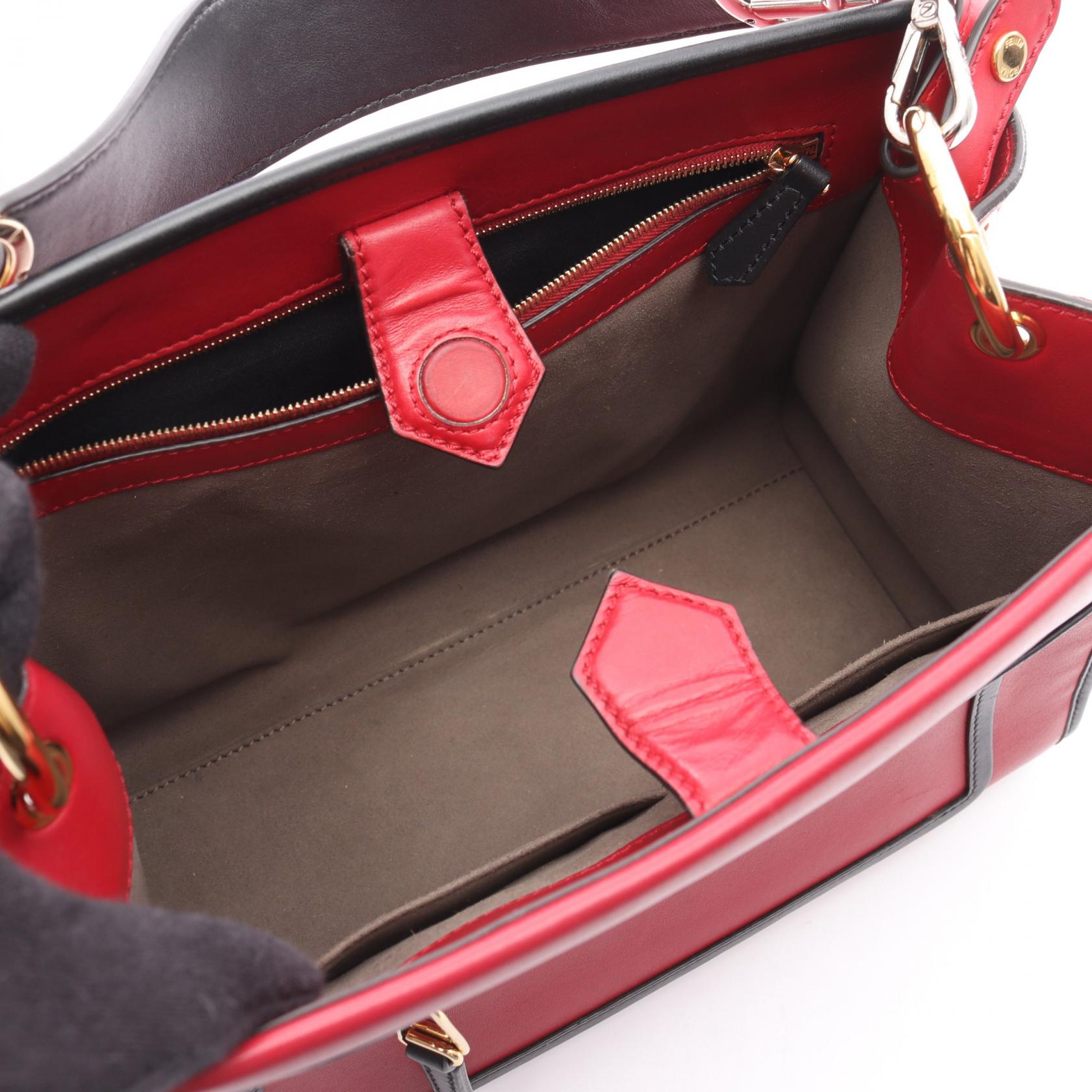 Fendi RUNAWAY Leather Handbag