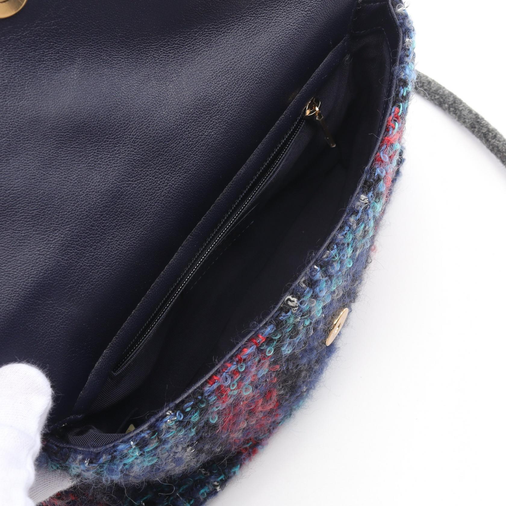 Chanel W Flap Leather Fabric Shoulder Bag