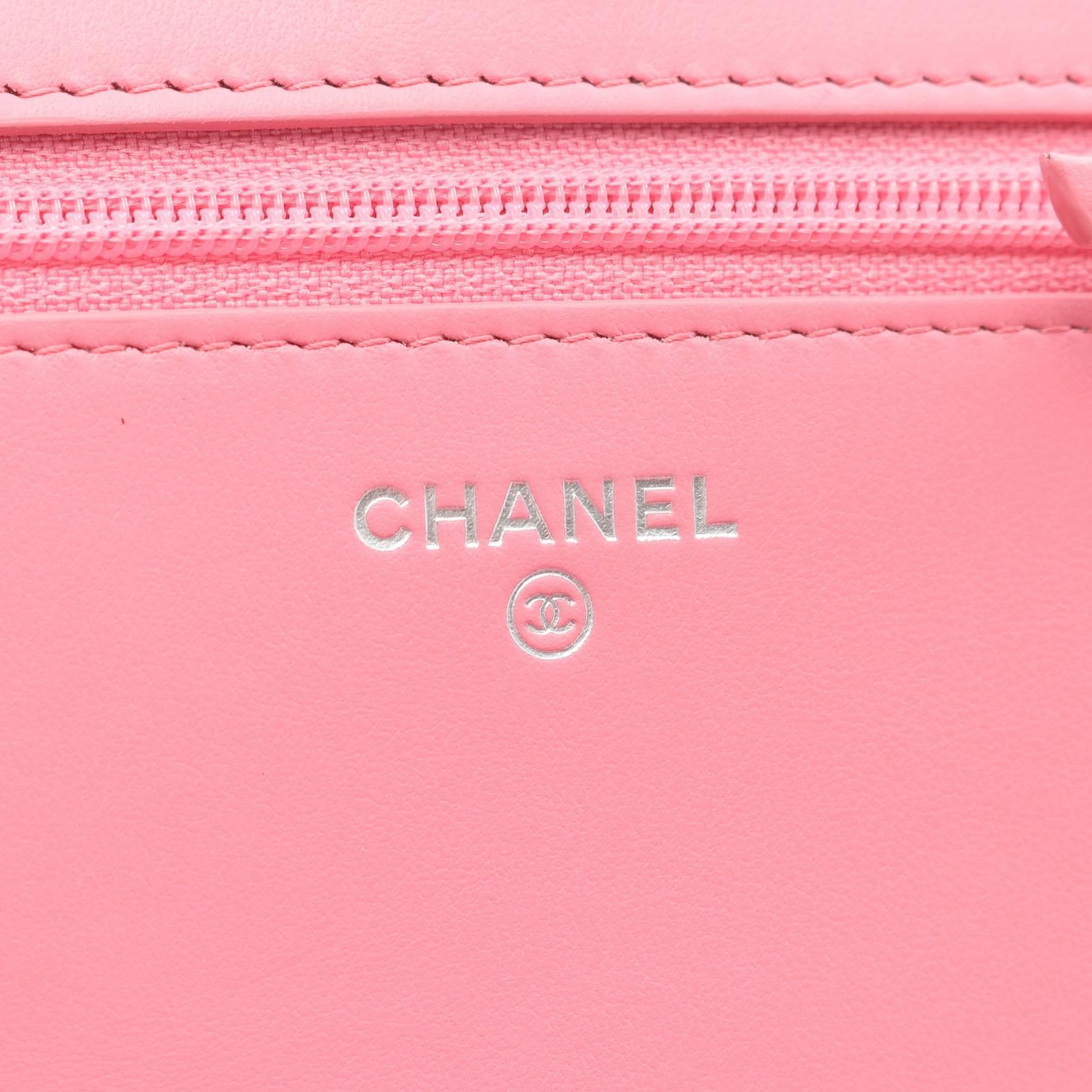 Chanel Boy Chanel Caviar Skin Shoulder Bag