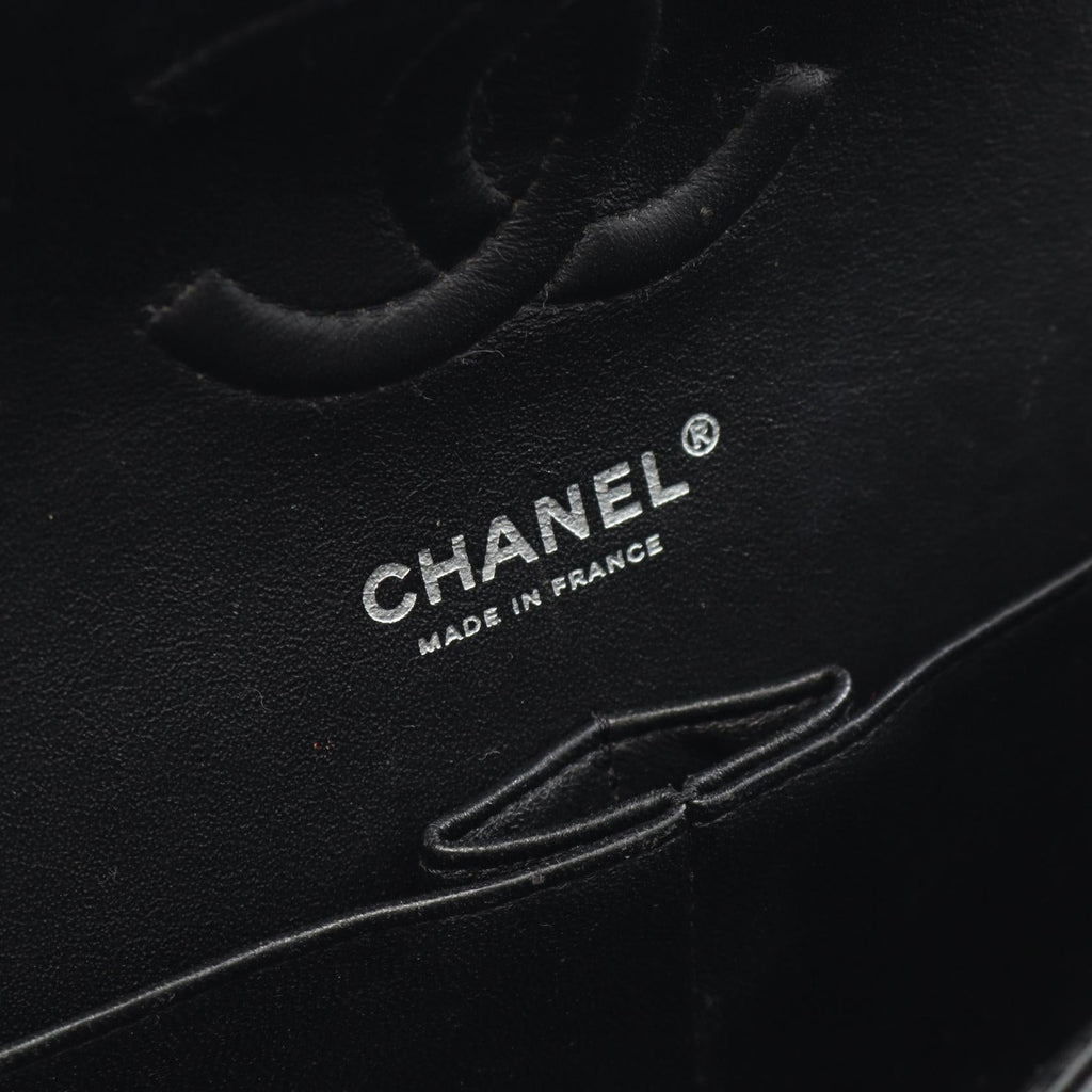 Chanel Chevron V Stitch Caviar Shoulder Bag